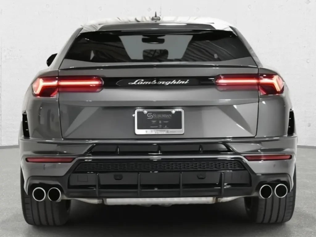 Image for 2024 Urus S at position 4