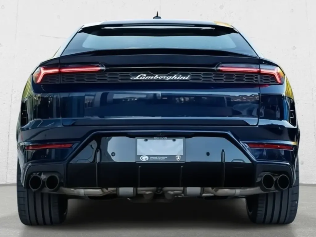 Image for 2025 Urus SE at position 4