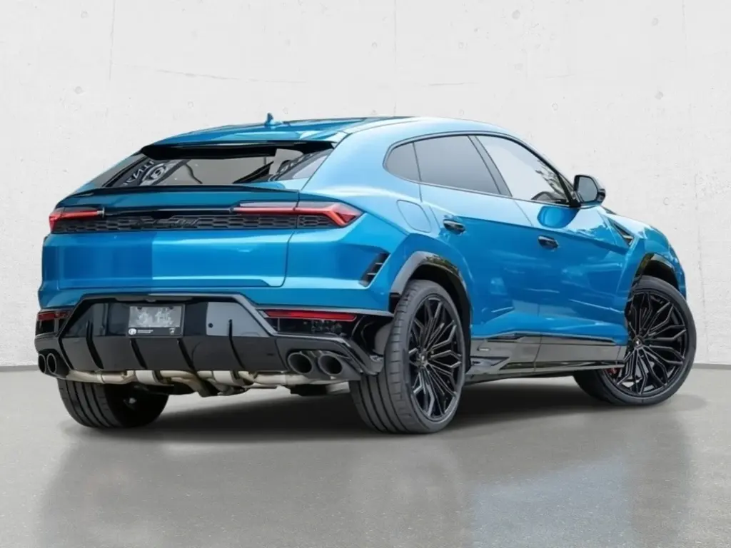 Image for 2025 Urus SE at position 3