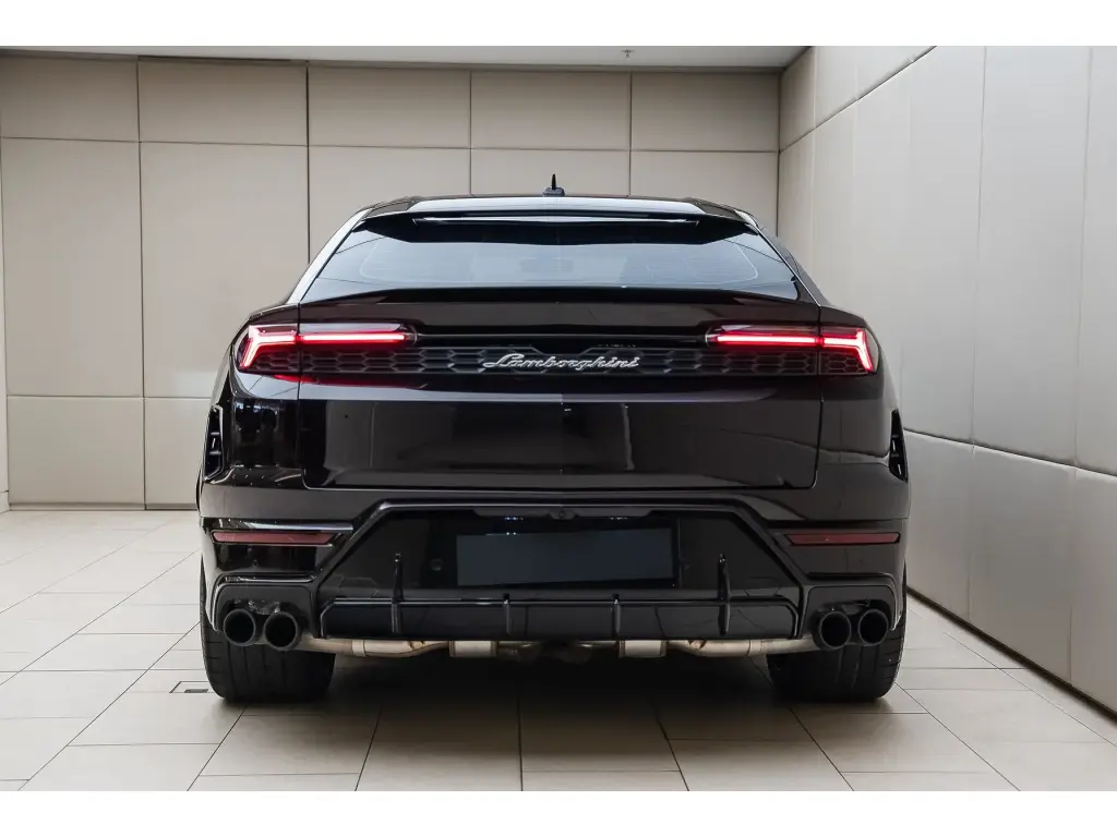 Image for 2025 Urus SE at position 4