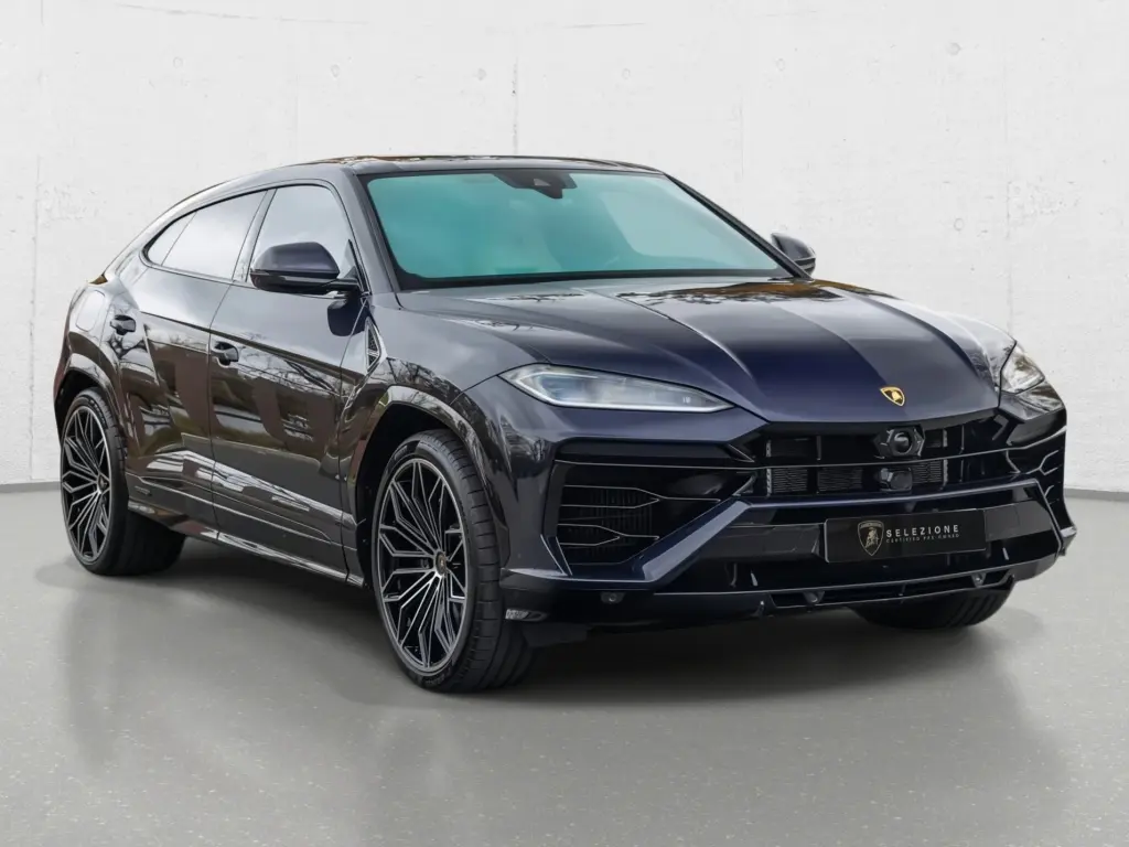 Image for 2025 Urus SE at position 1