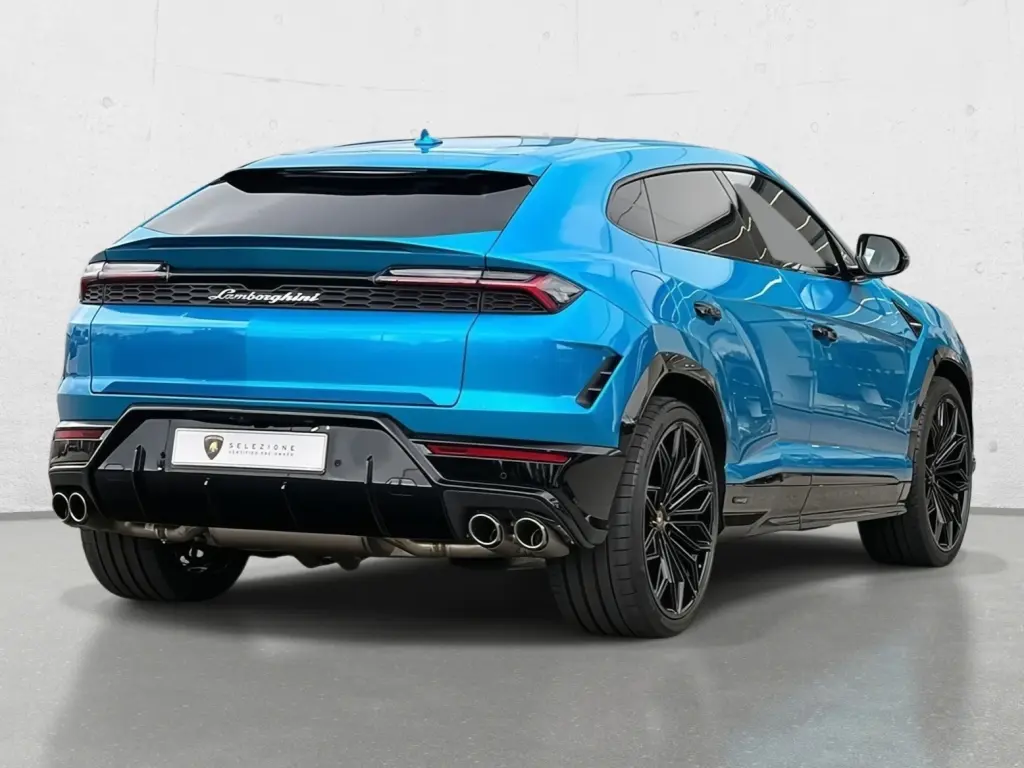 Image for 2025 Urus SE at position 3
