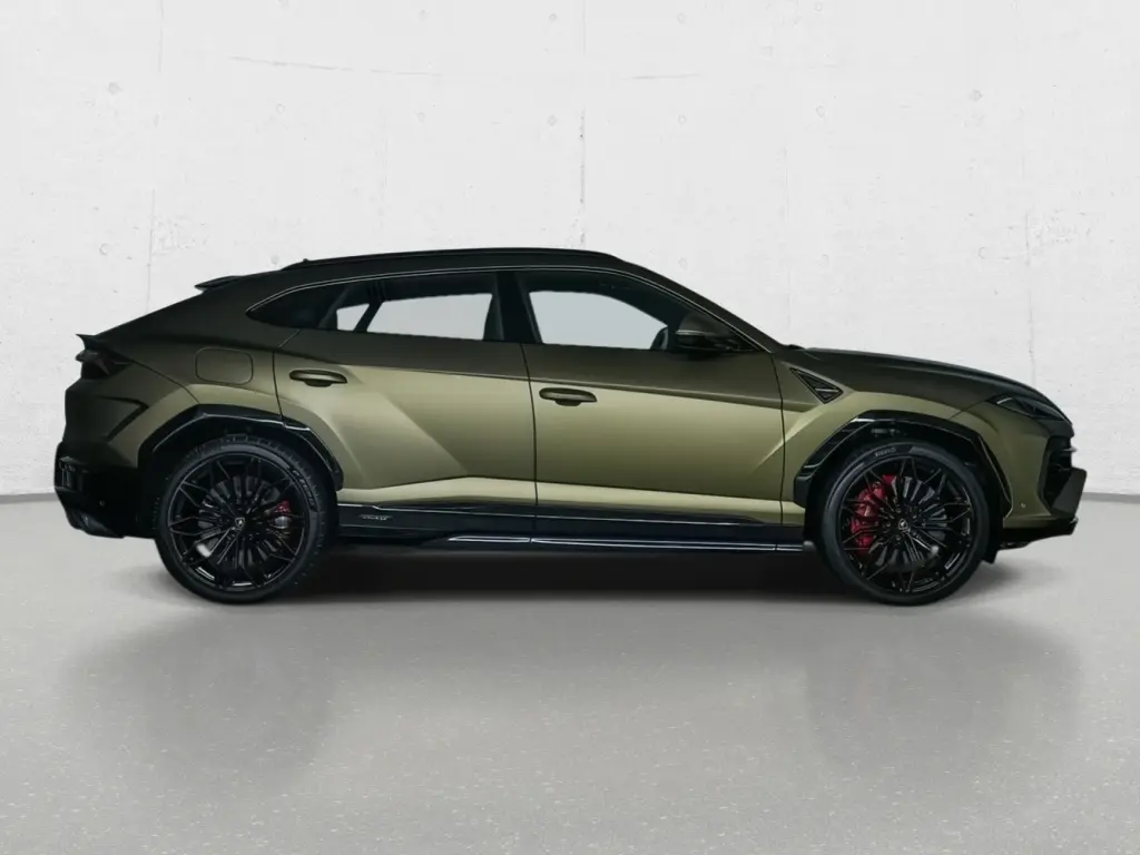 Image for 2025 Urus SE at position 2