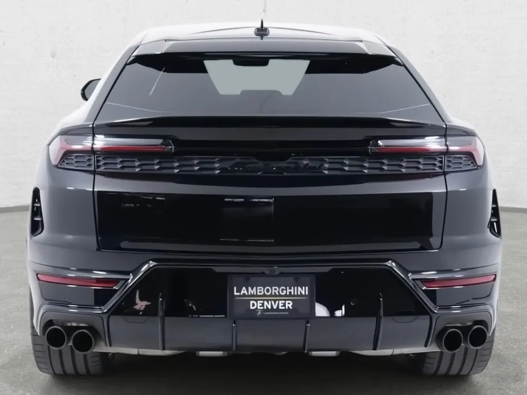 Image for 2025 Urus SE at position 4