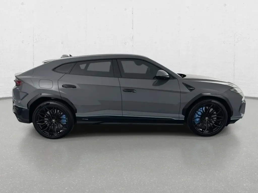 Image for 2025 Urus SE at position 2