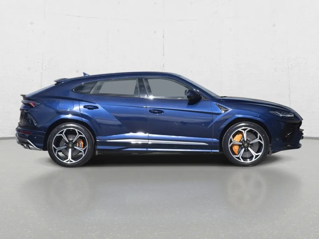 Image for 2019 Urus at position 2