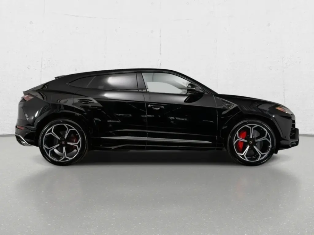 Image for 2019 Urus at position 2