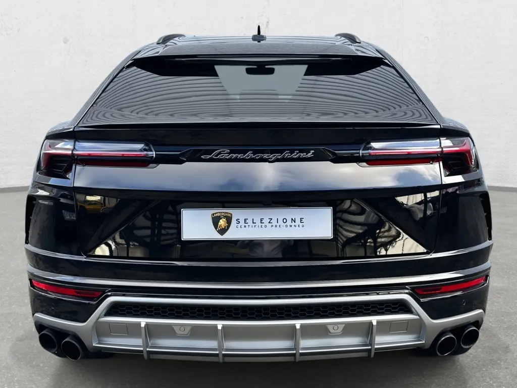 Image for 2020 Urus at position 4