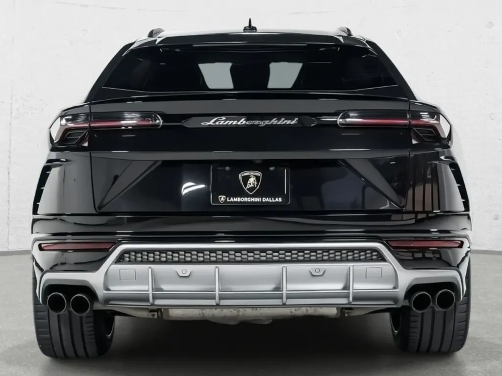 Image for 2020 Urus at position 4