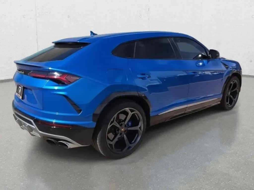 Image for 2020 Urus at position 3