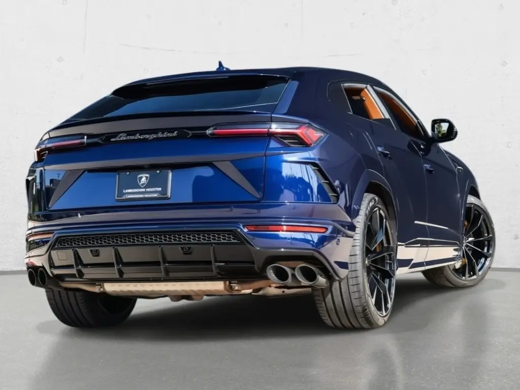 Image for 2021 Urus at position 3