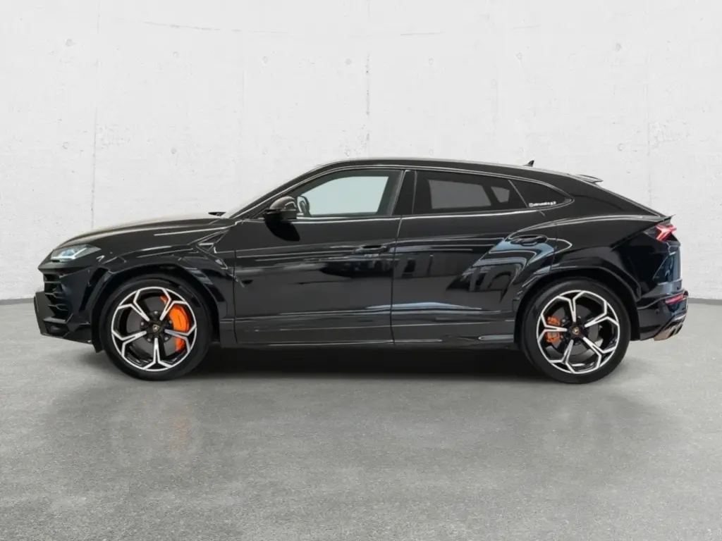 Image for 2022 Urus at position 2