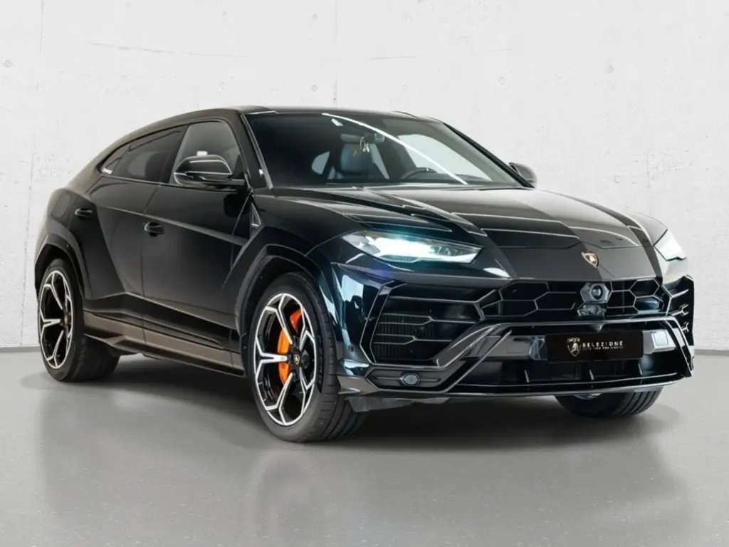 Image for 2022 Urus at position 1