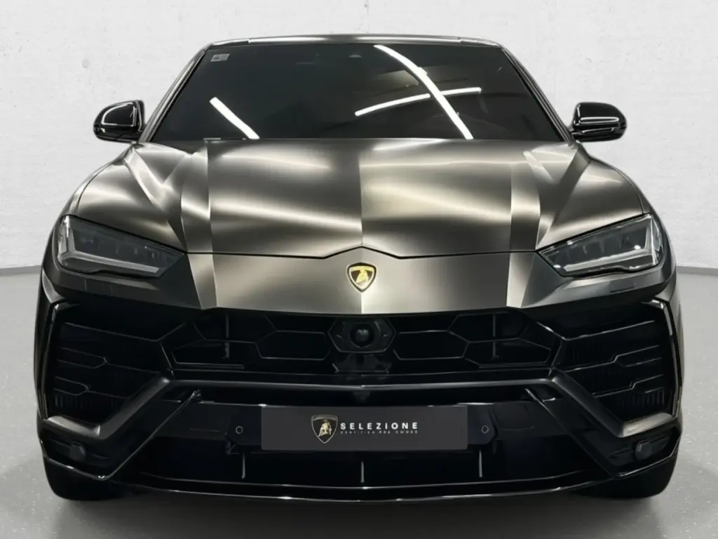 Image for 2022 Urus at position 5