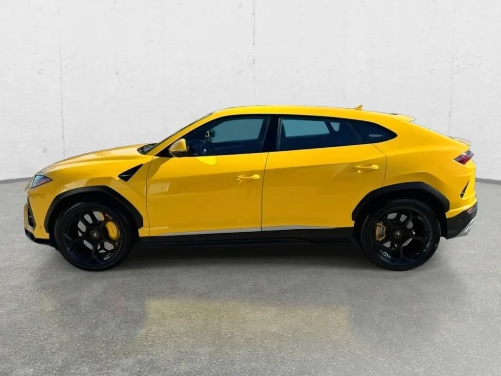 Image for 2022 Urus at position 2