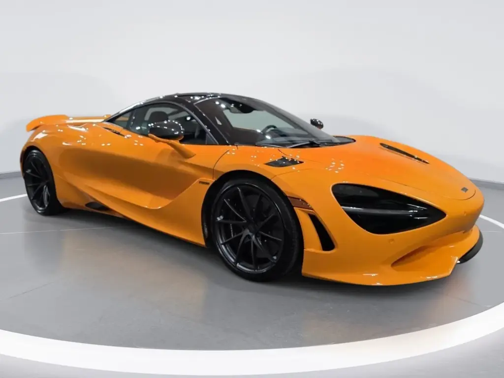2025 McLaren 750S Coupe