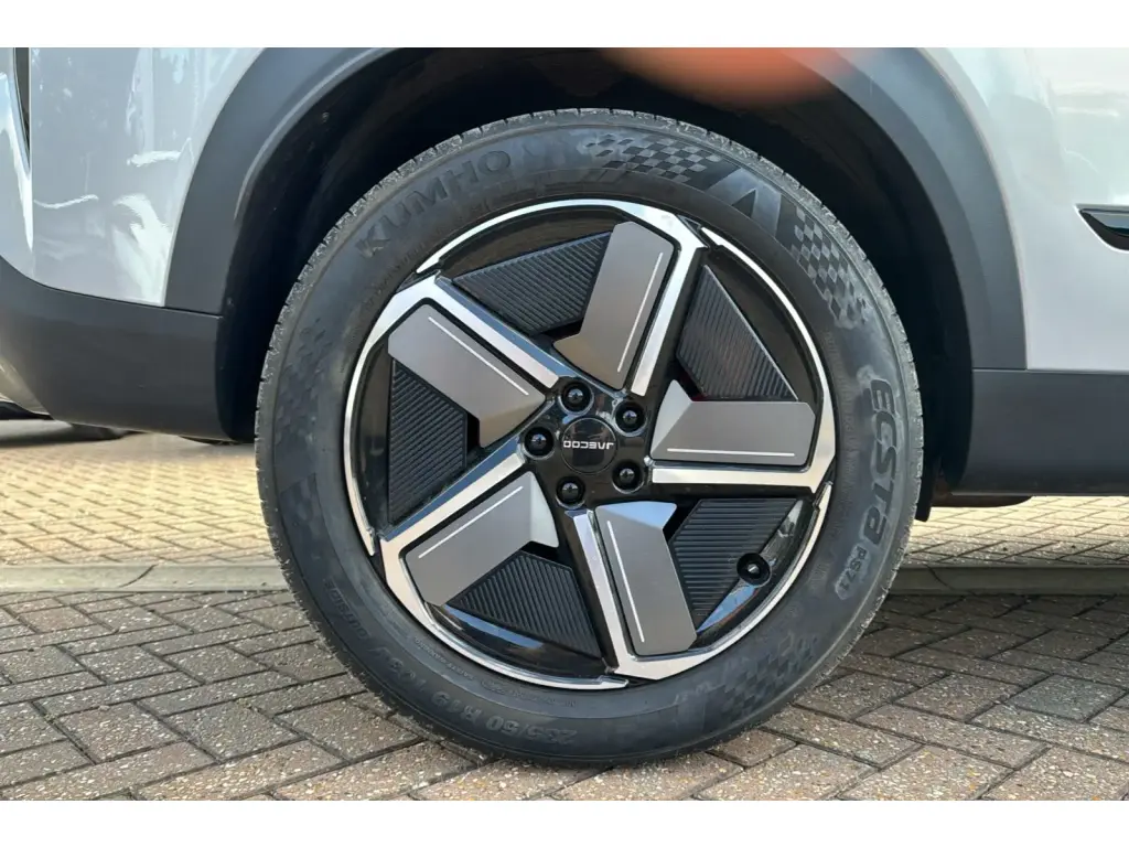Image for 2025 JAECOO 7 Deluxe Petrol at position 4