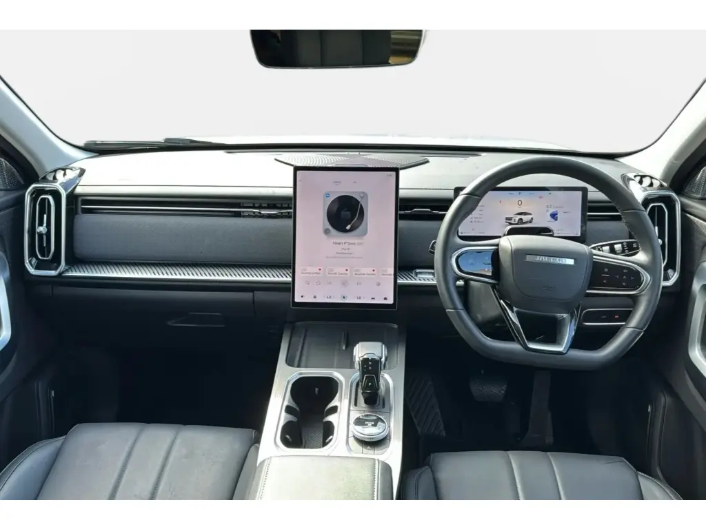 Image for 2025 JAECOO 7 Deluxe Petrol at position 3