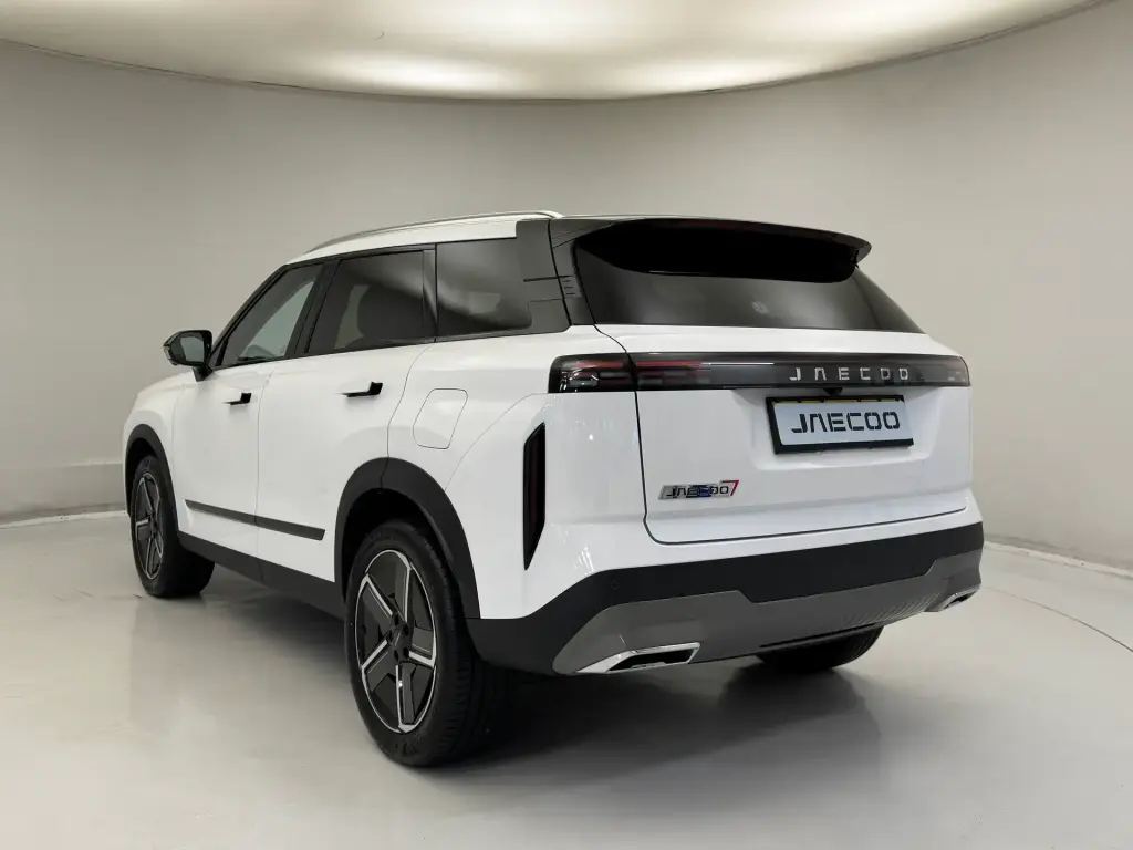 Image for 2025 JAECOO 7 Deluxe Petrol at position 2