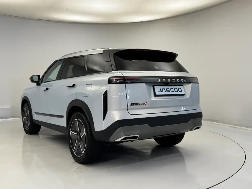 Image for 2025 JAECOO 7 Deluxe Petrol at position 2