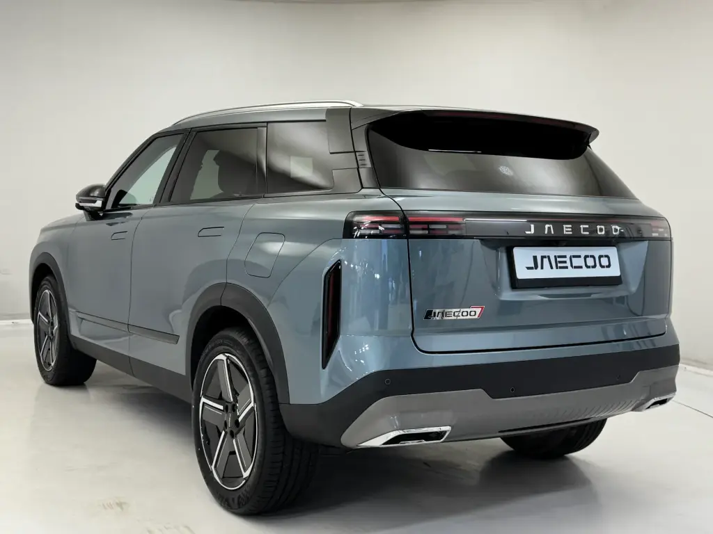 Image for 2025 JAECOO 7 Deluxe Petrol at position 2
