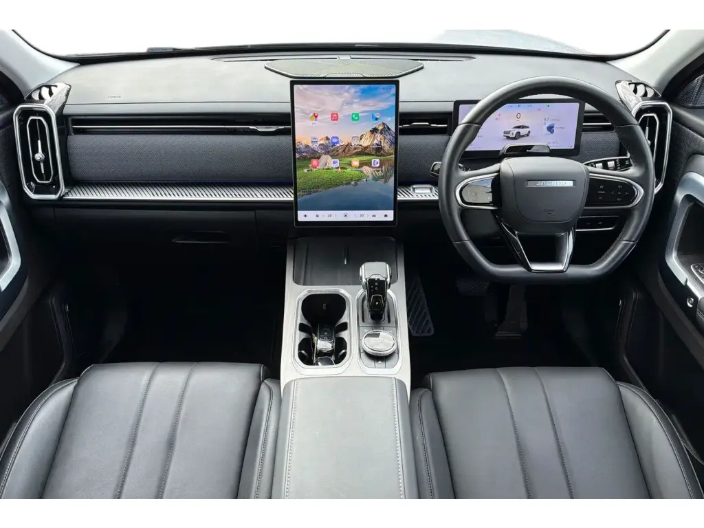 Image for 2025 JAECOO 7 Deluxe Petrol at position 3