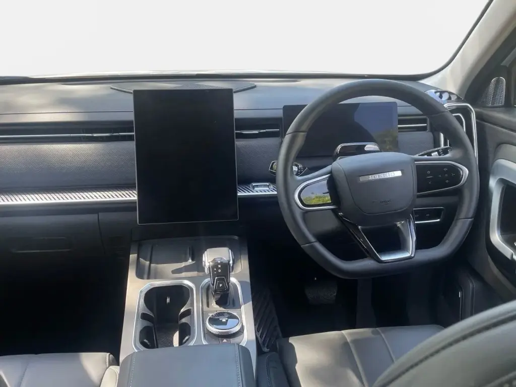 2025 JAECOO 7 Deluxe Petrol vehicle image