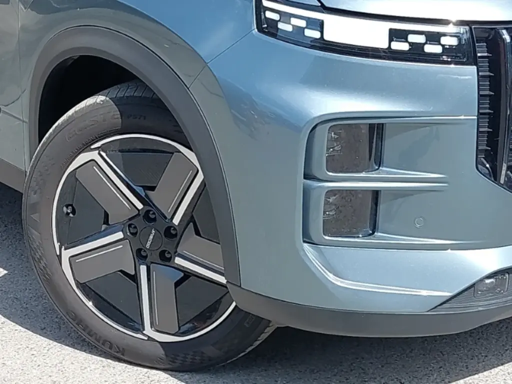 Image for 2025 JAECOO 7 Deluxe Petrol at position 5