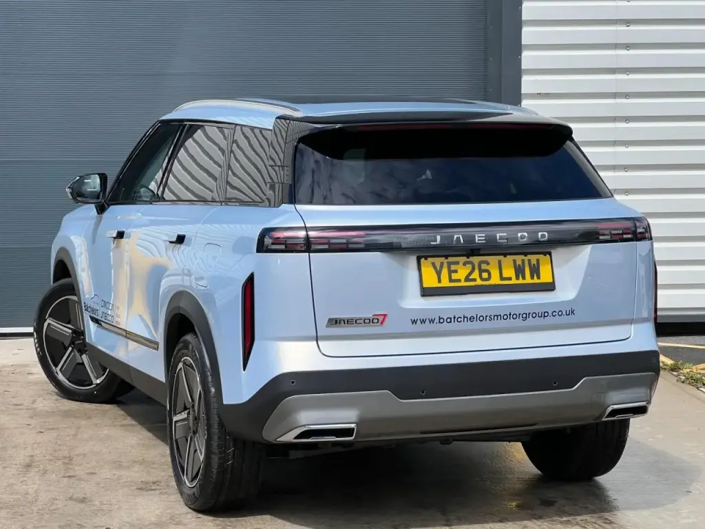Image for 2026 JAECOO 7 Deluxe Petrol at position 2