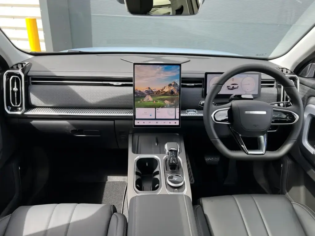 Image for 2026 JAECOO 7 Deluxe Petrol at position 3
