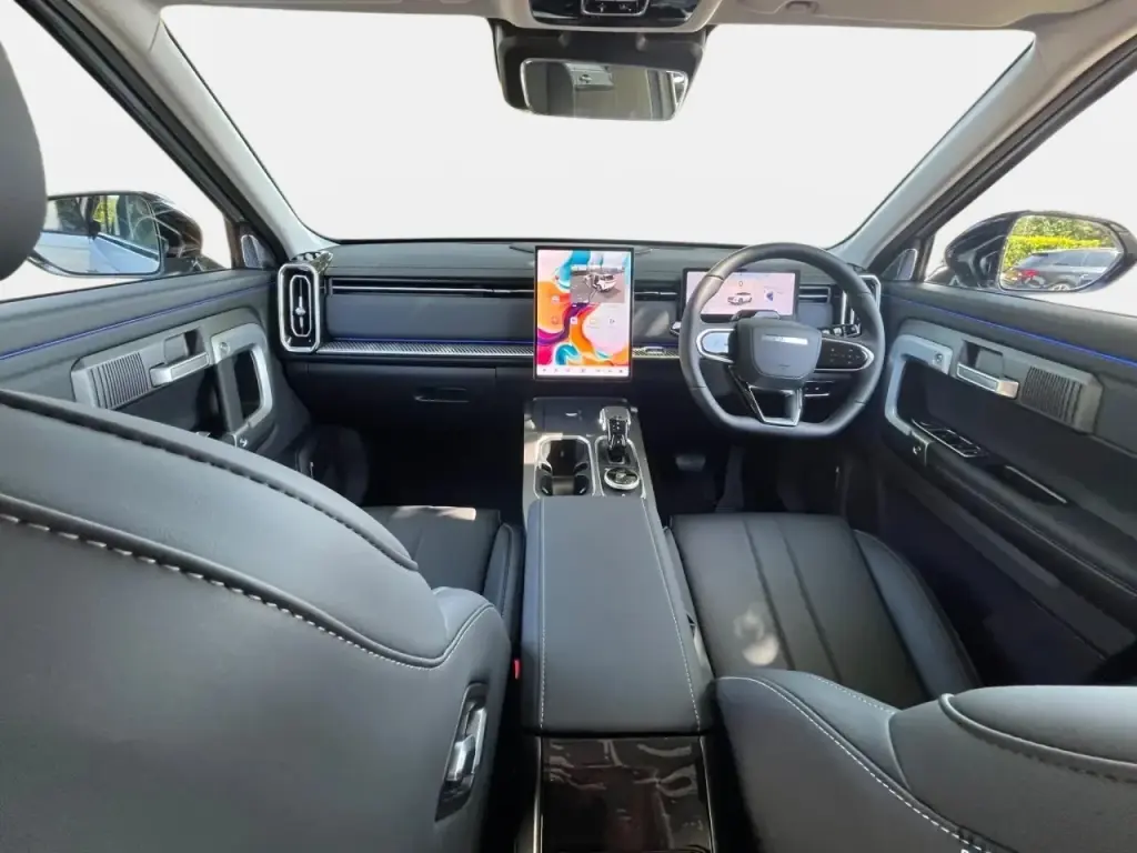 Image for 2026 JAECOO 7 Deluxe Petrol at position 3