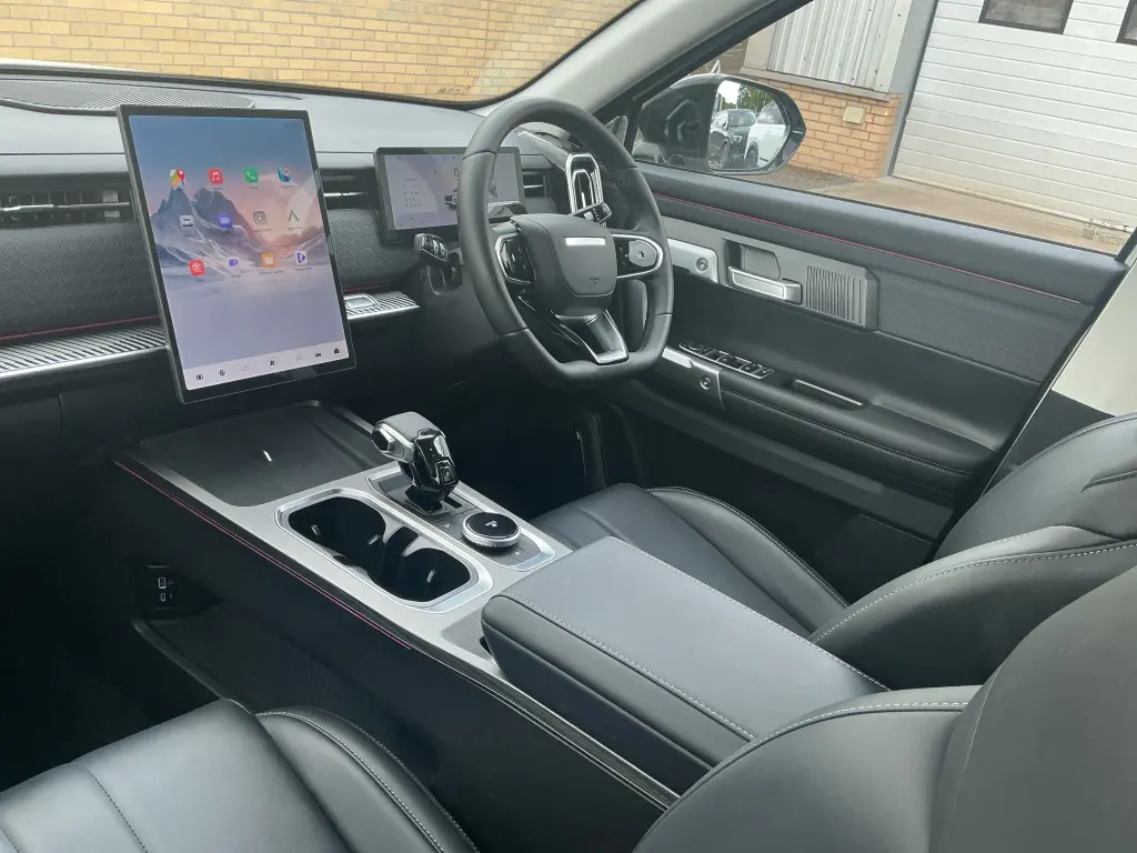 Image for 2026 JAECOO 7 Deluxe Petrol at position 3