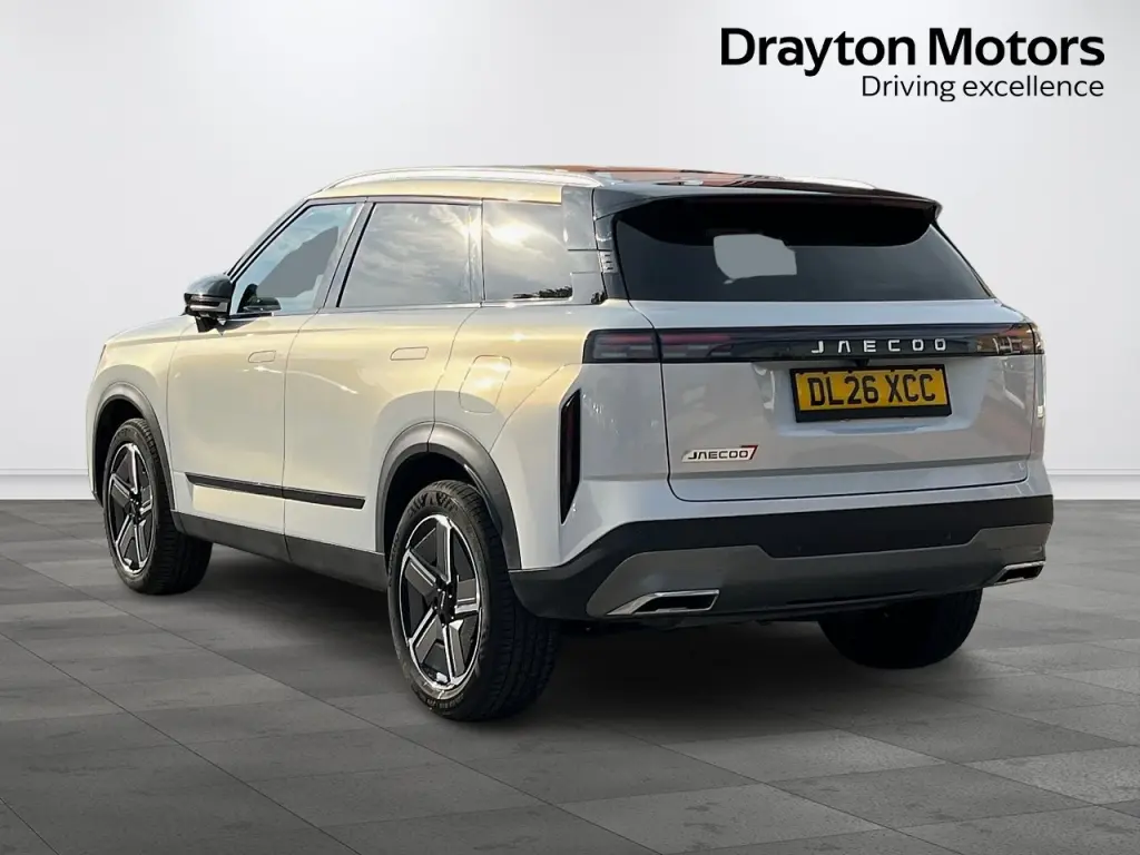 Image for 2026 JAECOO 7 Deluxe Petrol at position 2