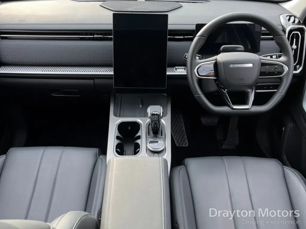Image for 2026 JAECOO 7 Deluxe Petrol at position 3