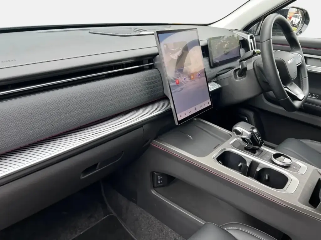 Image for 2026 JAECOO 7 Deluxe Petrol at position 3