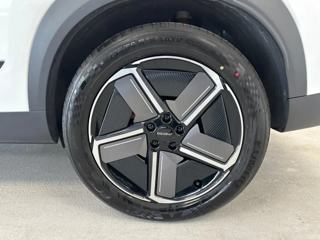 2025 JAECOO 7 Luxury SHS-P vehicle image