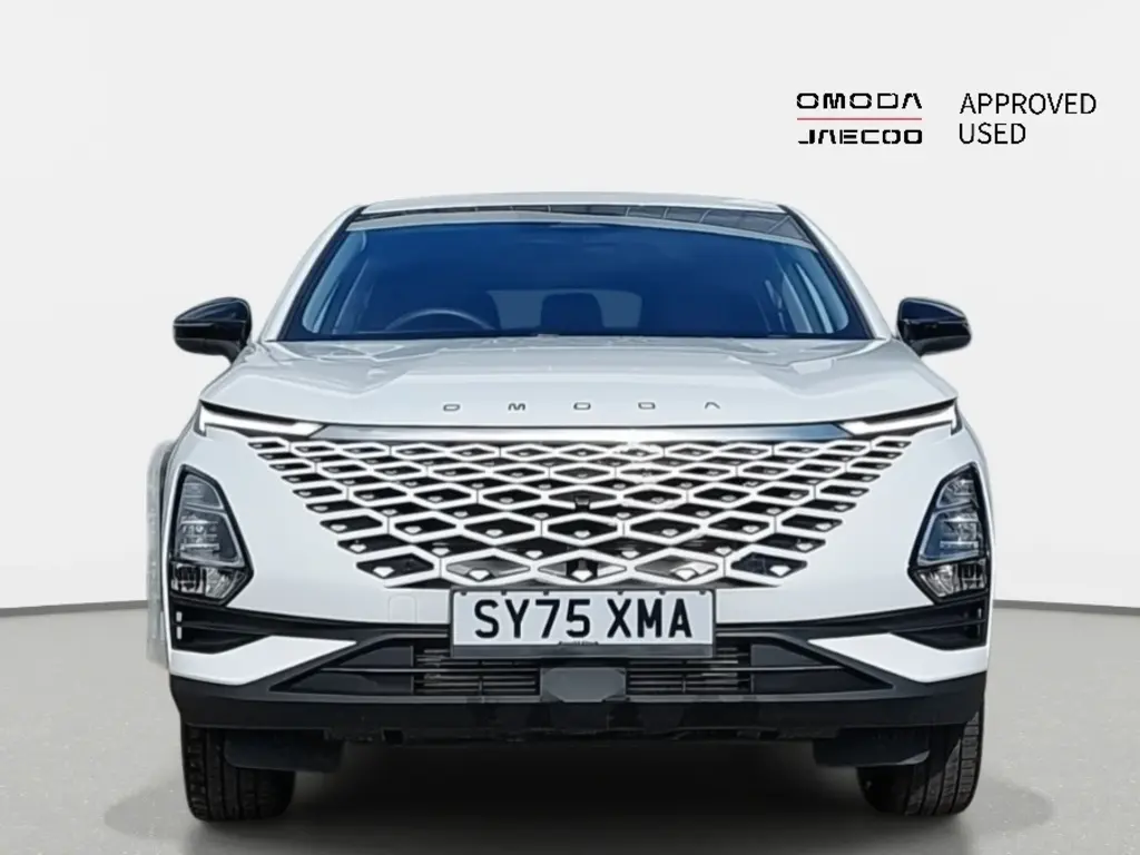 Image for 2025 OMODA 5 Knight Petrol at position 5