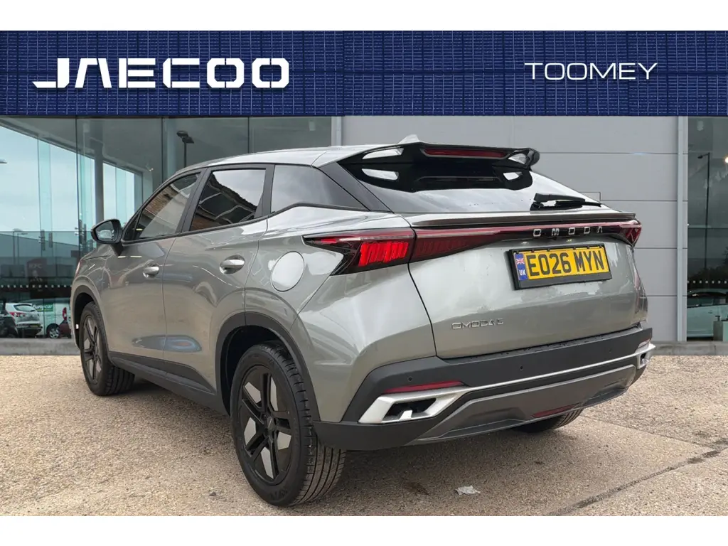Image for 2025 OMODA 5 Knight Petrol at position 2