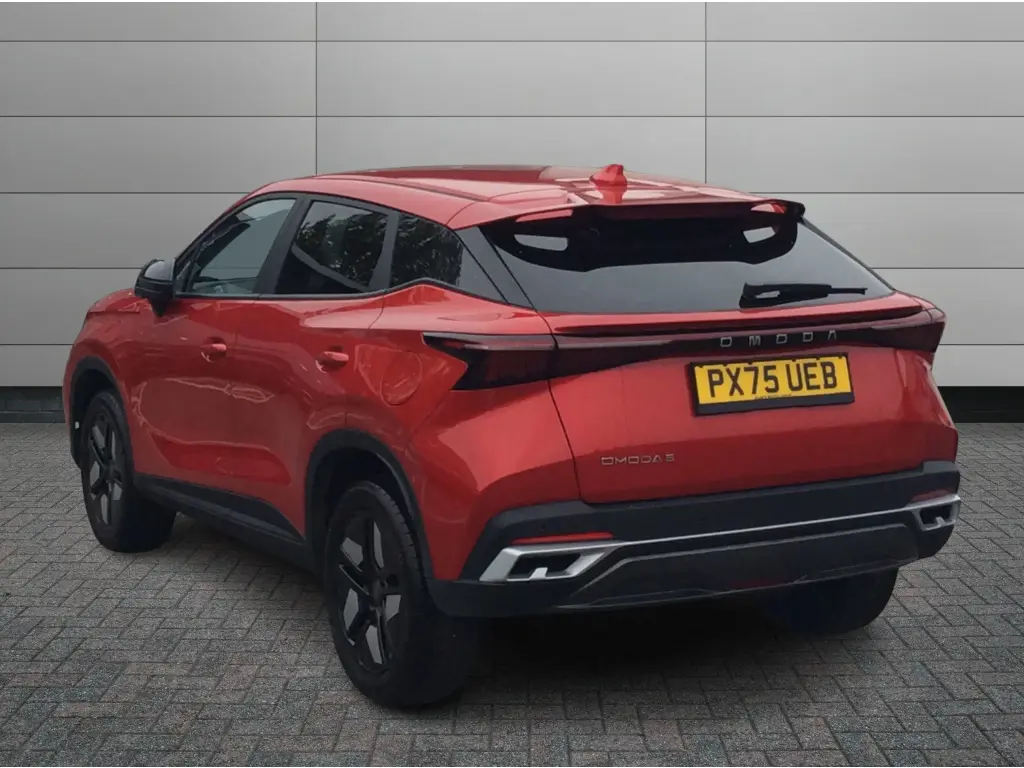 Image for 2025 OMODA 5 Knight Petrol at position 2