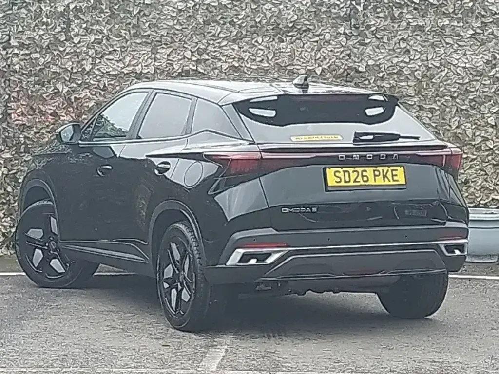2026 OMODA 5 Knight Petrol image