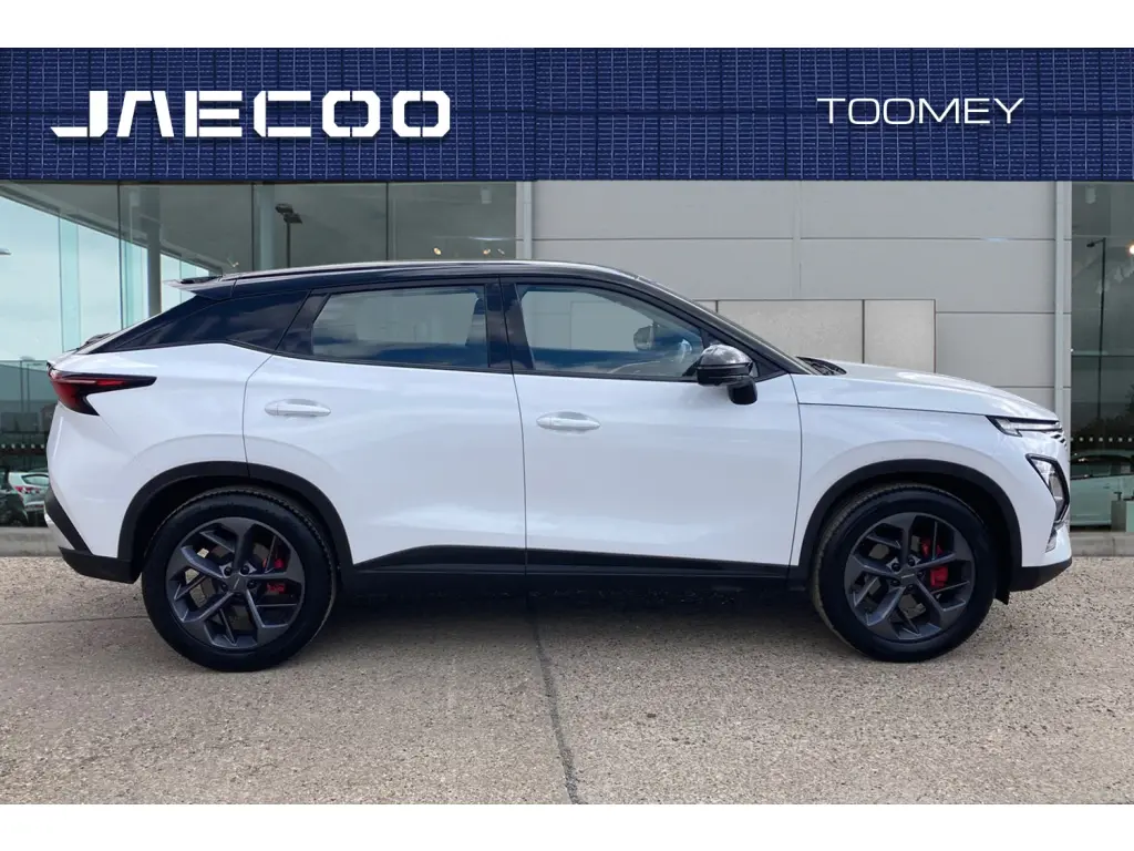 Image for 2024 OMODA 5 Noble Petrol at position 5