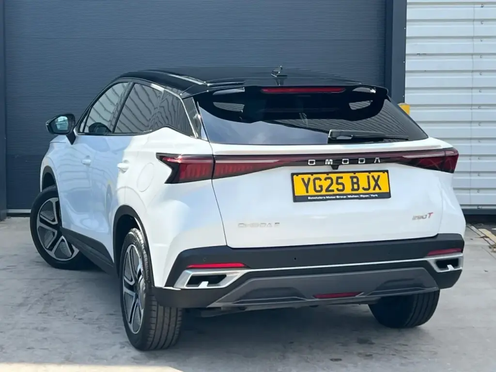 2024 OMODA 5 Noble Petrol vehicle image