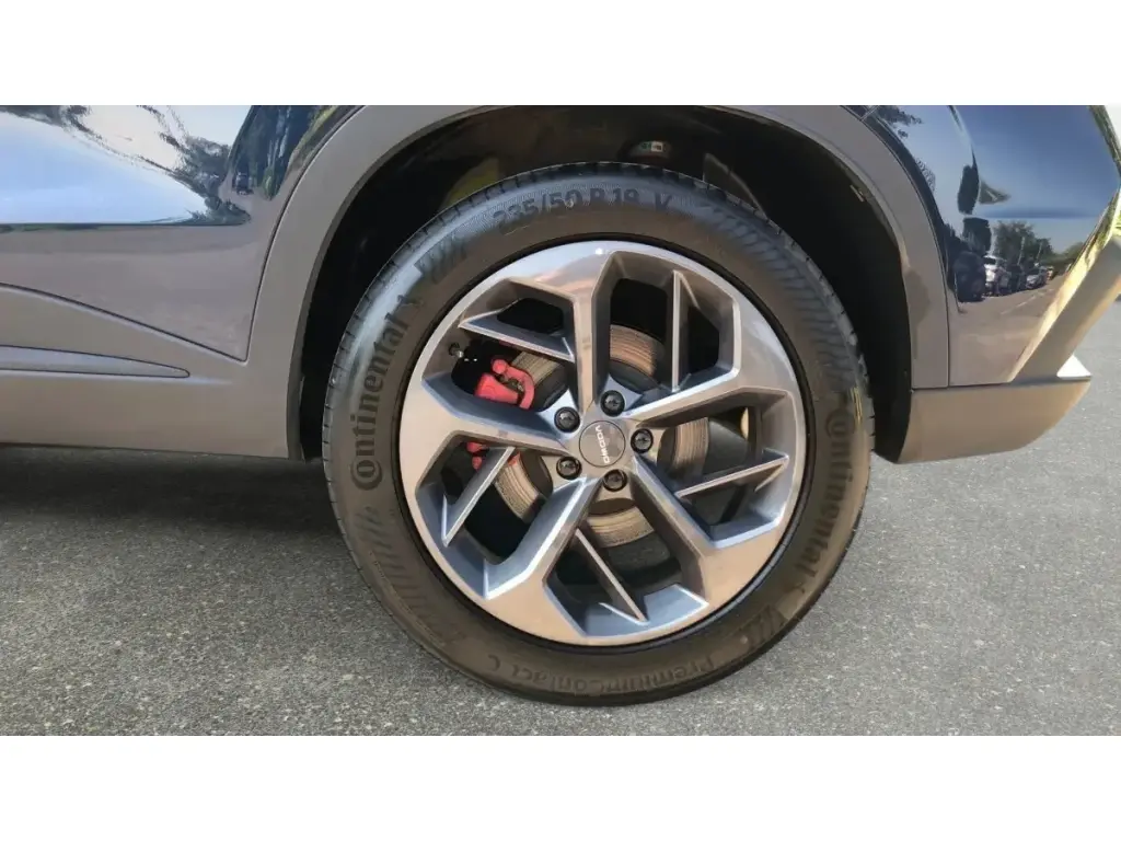 2024 OMODA 5 Noble Petrol vehicle image