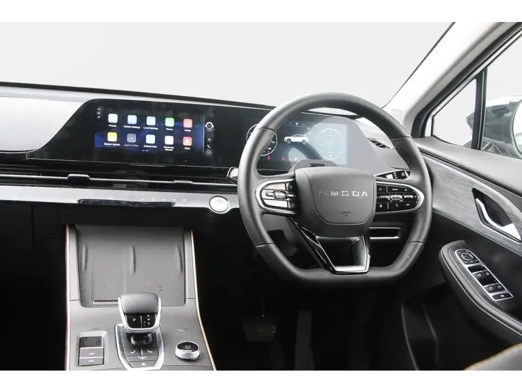 Image for 2025 OMODA 5 Noble Petrol at position 3