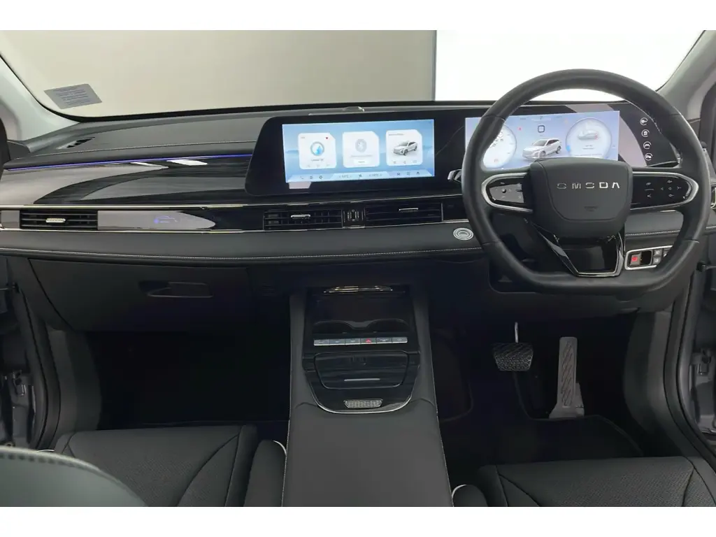 Image for 2025 OMODA 5 Noble Petrol at position 3