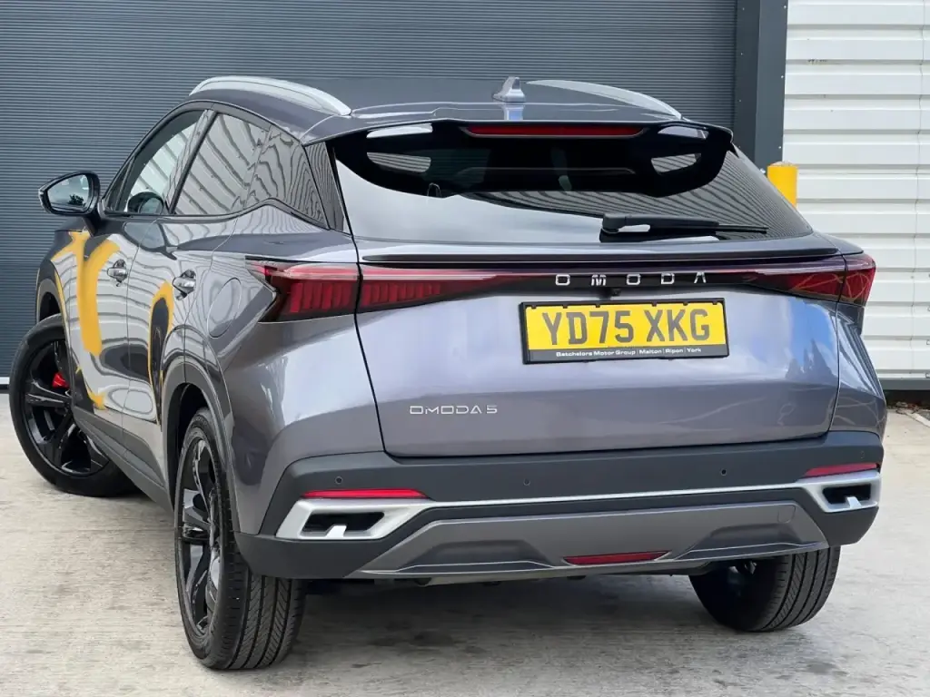 2025 OMODA 5 Noble Petrol vehicle image