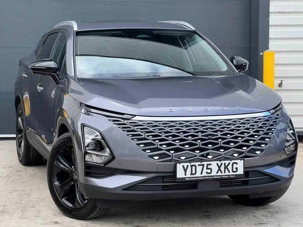 2025 OMODA 5 Noble Petrol vehicle image