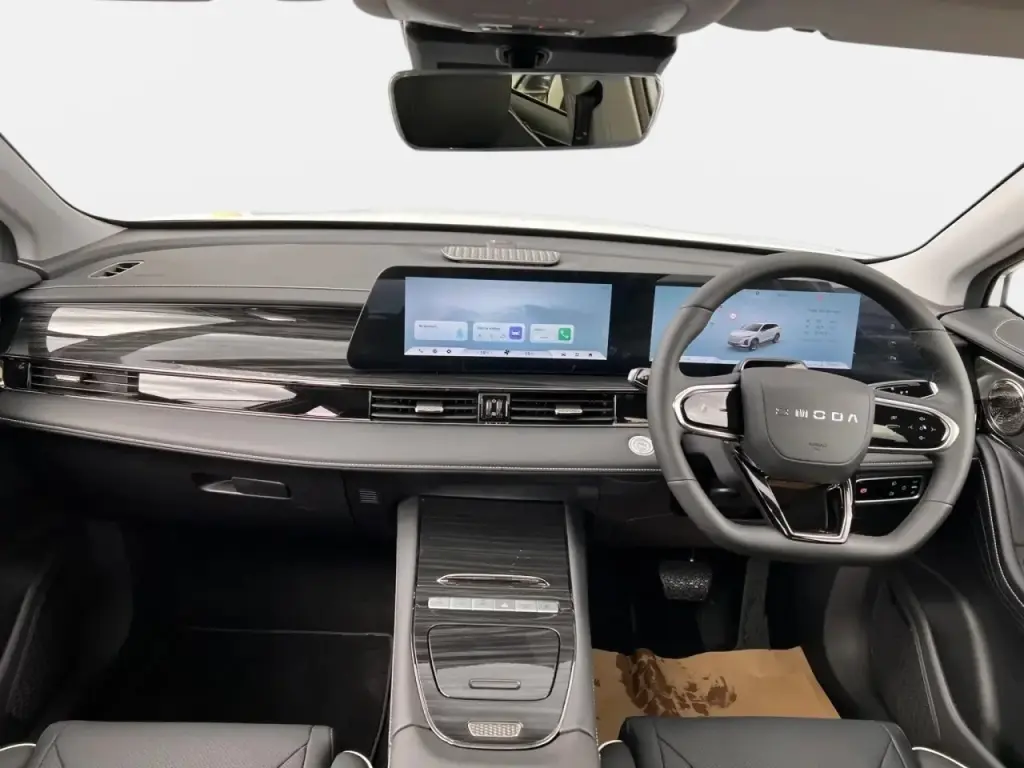 Image for 2025 OMODA 5 Noble Petrol at position 3