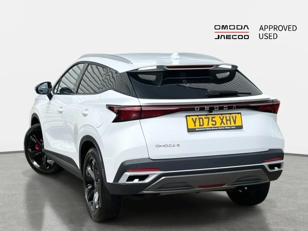 Image for 2025 OMODA 5 Noble Petrol at position 2
