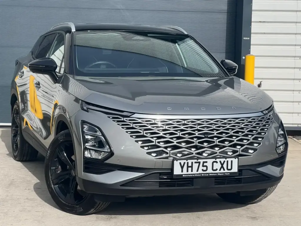 Image for 2025 OMODA 5 Noble Petrol